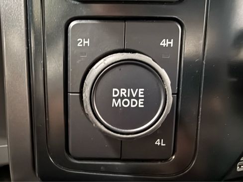 Used 2025 Ford F150 XLT w/ Equipment Group 301A Standard AWD/4WD image 26