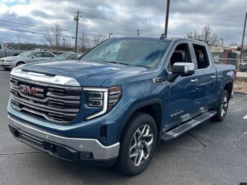 Used 2024 GMC Sierra 1500 SLT w/ SLT Premium Plus Package image 1