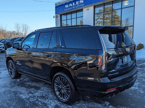 Used 2023 Cadillac Escalade V image 10