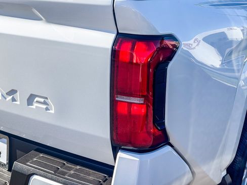 New 2026 Toyota Tacoma SR5 AWD/4WD image 8
