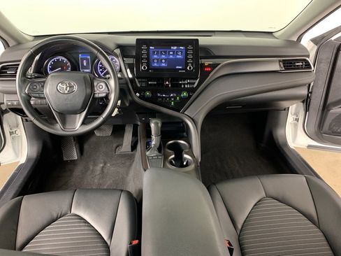 Used 2023 Toyota Camry SE image 33