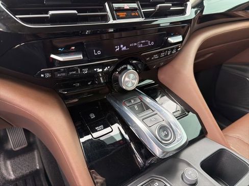 Used 2022 Acura MDX FWD w/ Technology Package image 18