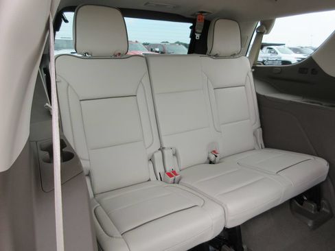 Certified 2024 GMC Yukon Denali w/ Max Trailering Package AWD/4WD image 29