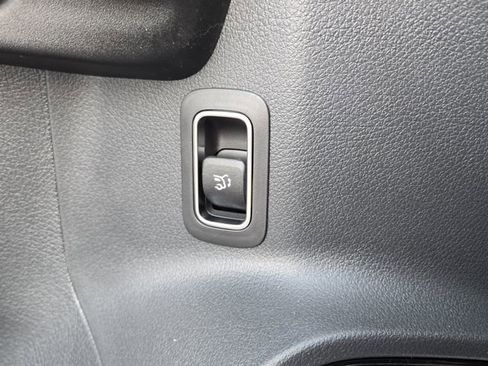 New 2026 Mercedes-Benz GLB 250 4MATIC image 22