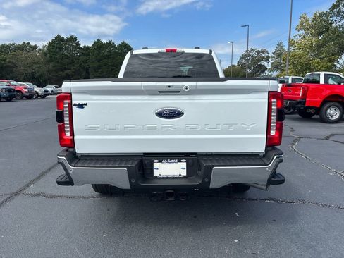 New 2026 Ford F350 Lariat RWD image 25