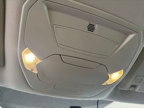 Used 2017 Ford Escape SE AWD/4WD image 6