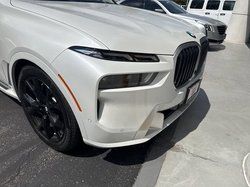Used 2026 BMW X7 xDrive40i AWD/4WD image 19