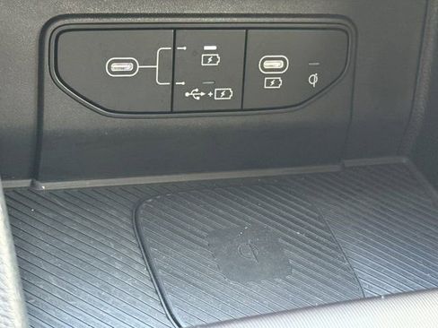 Used 2026 Kia Sportage EX FWD image 24