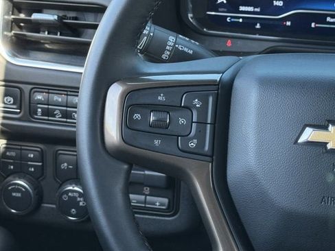 Used 2024 Chevrolet Suburban High Country w/ Premium Package image 15