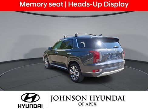 Used 2022 Hyundai Palisade Limited FWD image 7