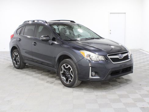 Used 2016 Subaru Crosstrek 2.0i Limited AWD/4WD image 1