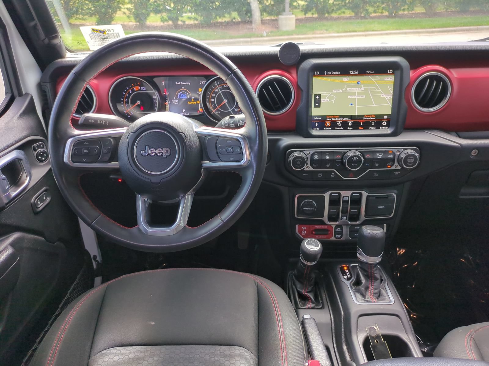Used 2023 Jeep Wrangler Unlimited Rubicon w/ Cold Weather Group AWD/4WD image 29