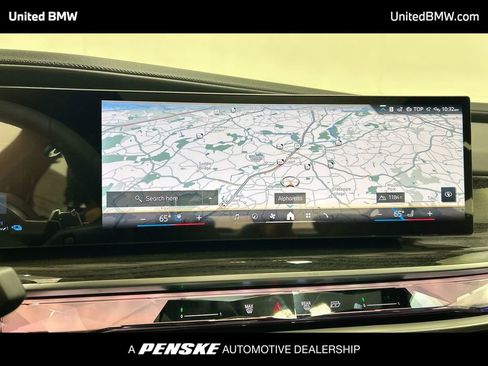 New 2026 BMW 750e xDrive w/ Premium Package image 18