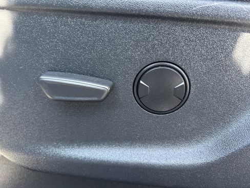 Used 2024 Ford F150 XLT AWD/4WD image 14