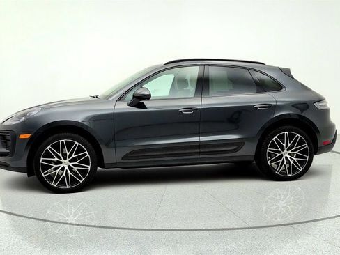 Used 2023 Porsche Macan AWD/4WD image 8