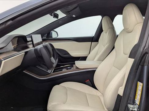 Used 2022 Tesla Model S AWD/4WD image 13