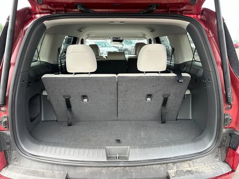 Used 2025 Hyundai Santa Fe SEL AWD/4WD image 27