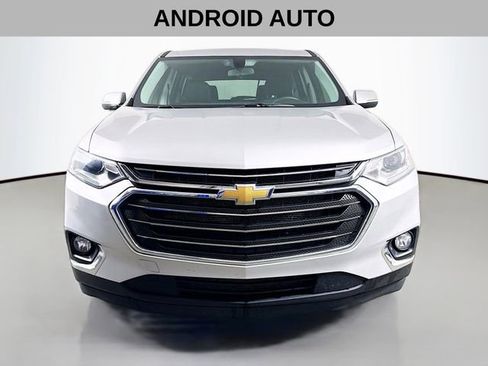 Used 2020 Chevrolet Traverse LT image 4
