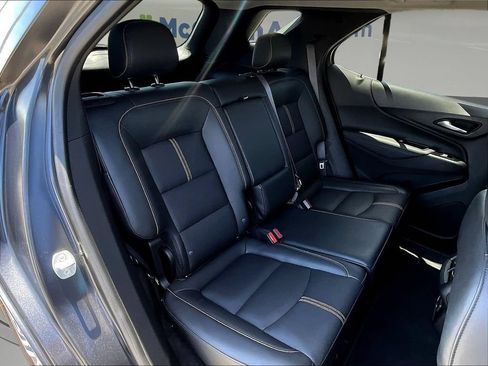 Used 2022 Chevrolet Equinox Premier AWD/4WD image 27