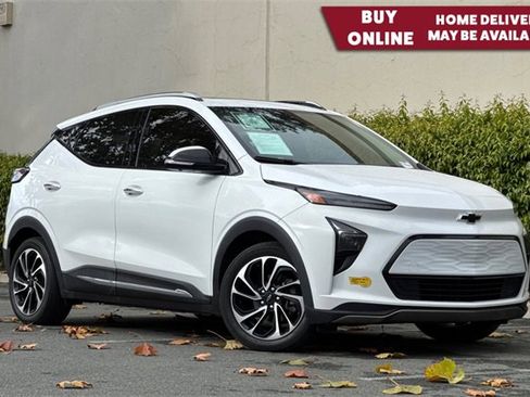 Used 2023 Chevrolet Bolt EUV Premier w/ Sun & Sound Package image 1