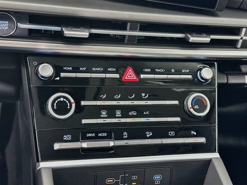 New 2027 Hyundai Santa Fe SE FWD image 13
