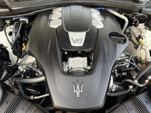 Used 2018 Maserati Ghibli image 56