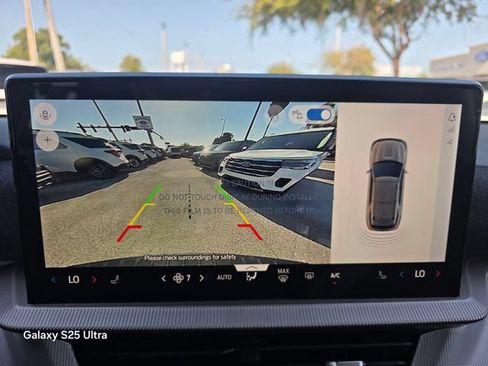 New 2026 Ford Explorer Active RWD image 22