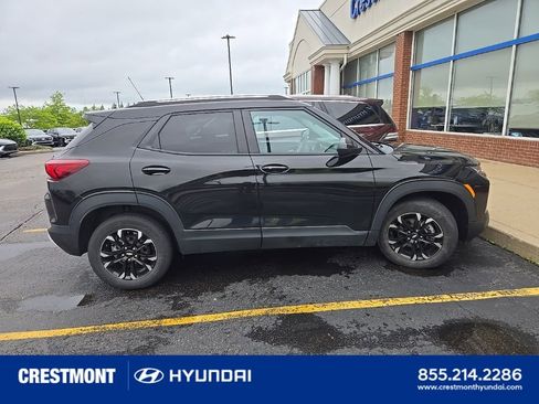 Used 2022 Chevrolet TrailBlazer LT FWD image 4