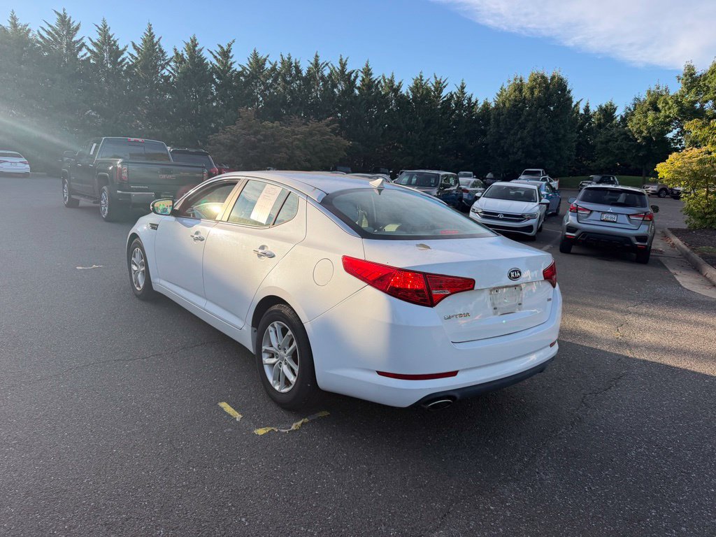 Used 2012 Kia Optima LX w/ Convenience Pkg FWD image 6