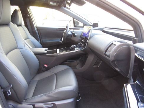 Certified 2023 Toyota bZ4X Limited w/ Weather Package image 18