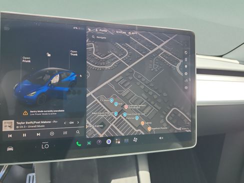 Used 2024 Tesla Model Y Performance AWD/4WD image 49