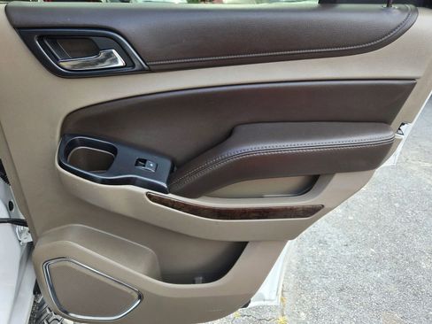 Used 2019 Chevrolet Tahoe LT AWD/4WD image 26