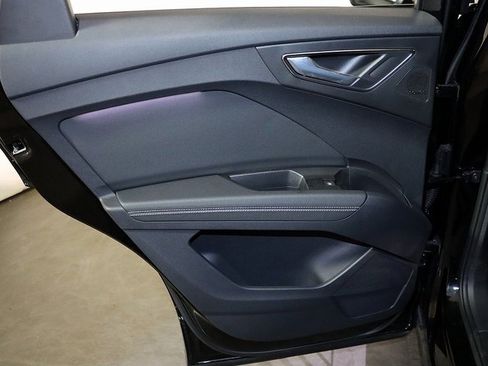 Used 2024 Audi Q4 e-tron Premium Plus w/ Premium Plus image 26