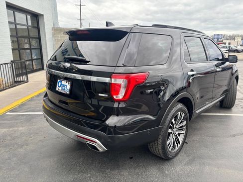 Used 2016 Ford Explorer Platinum image 7