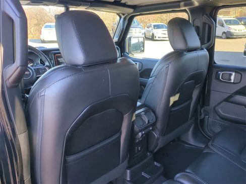 Certified 2019 Jeep Wrangler Unlimited Sahara w/ Quick Order Package 24M Moab image 17