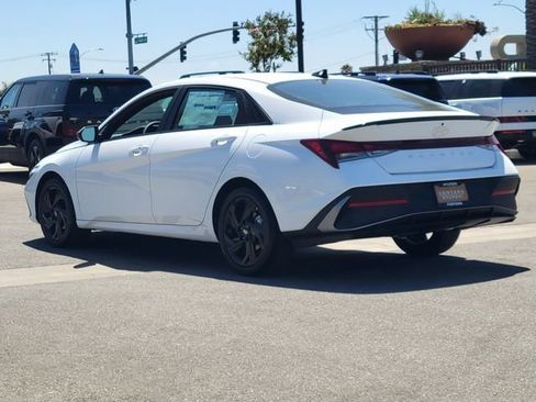 New 2026 Hyundai Elantra SEL Sport FWD image 3