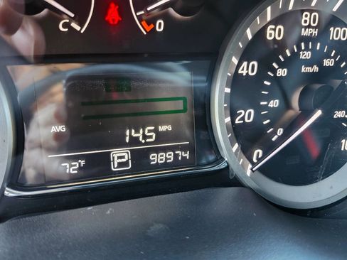 Used 2013 Nissan Sentra SR w/ Driver Pkg image 17