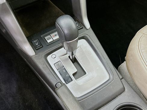 Used 2015 Subaru Forester 2.5i Limited image 17