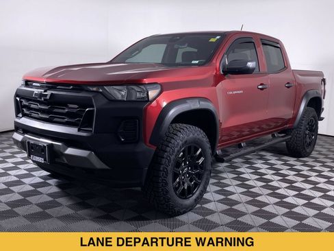 Certified 2025 Chevrolet Colorado Trail Boss AWD/4WD image 17