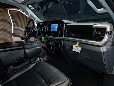 Used 2025 Ford F250 XL w/ STX Appearance Package image 15
