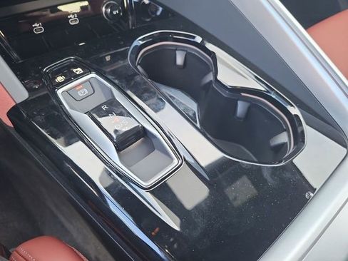 New 2025 Audi SQ5 Prestige image 24