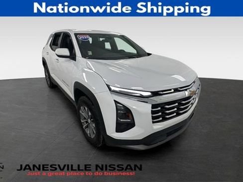Used 2025 Chevrolet Equinox LT AWD/4WD image 1