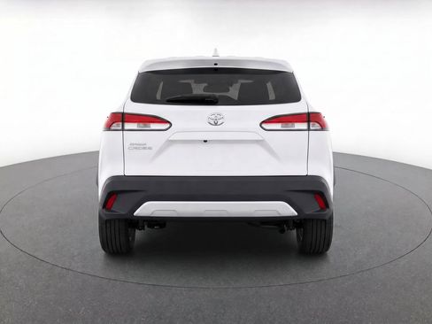 Used 2025 Toyota Corolla Cross L FWD image 10