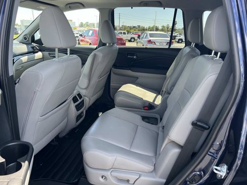 Used 2022 Honda Pilot Touring image 22
