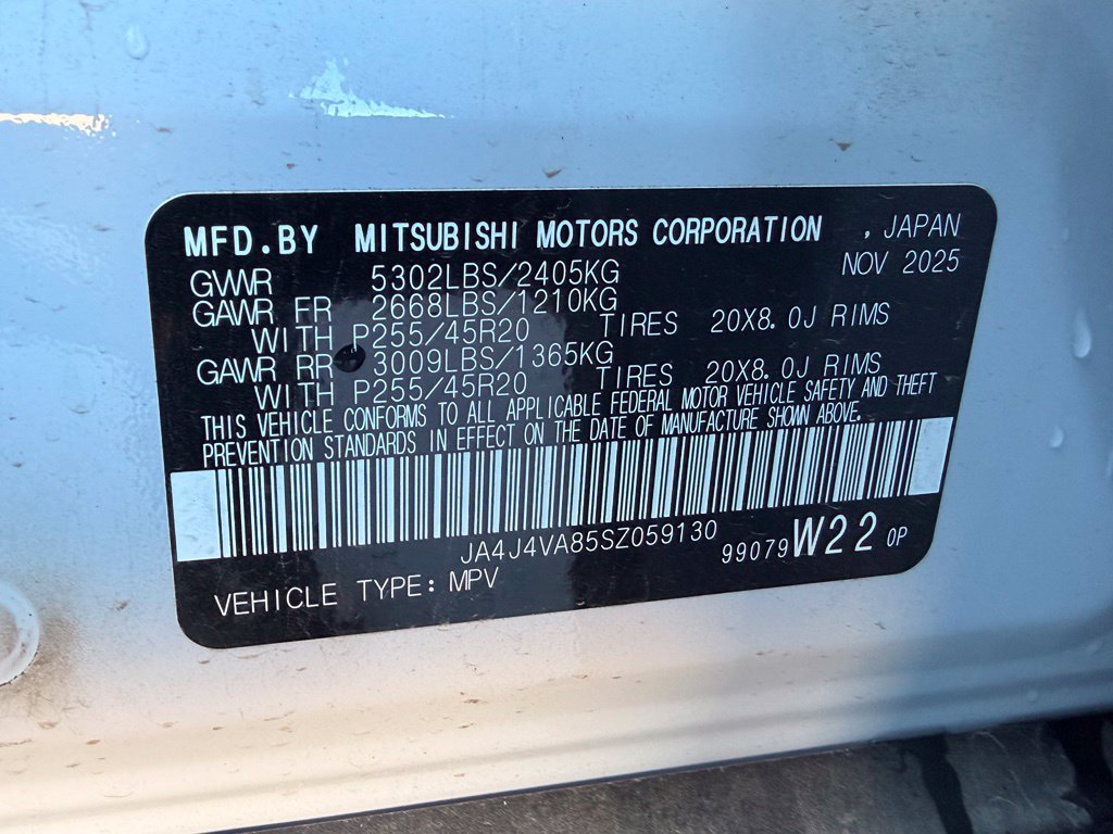 Used 2025 Mitsubishi Outlander SE AWD/4WD image 21