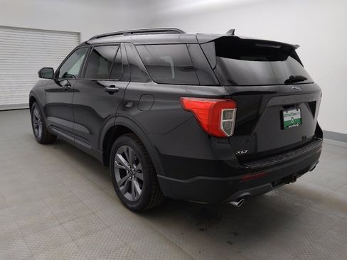 Used 2022 Ford Explorer XLT w/ Equipment Group 202A RWD image 5