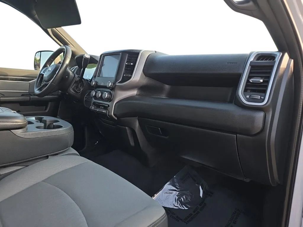 Used 2022 RAM 2500 Big Horn AWD/4WD image 20
