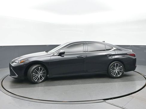 Used 2023 Lexus ES 350 w/ Premium Package image 6