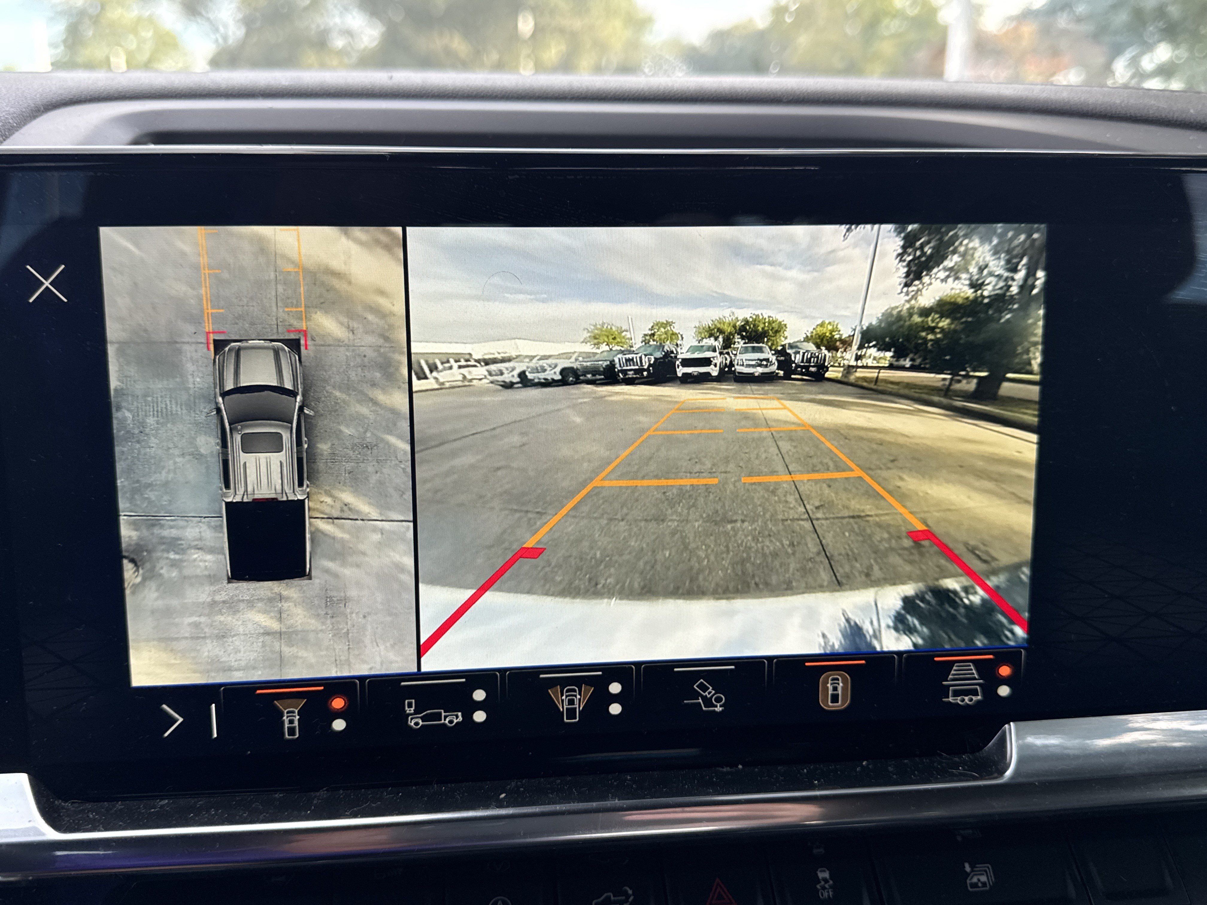 Used 2024 GMC Sierra 1500 SLT RWD image 18