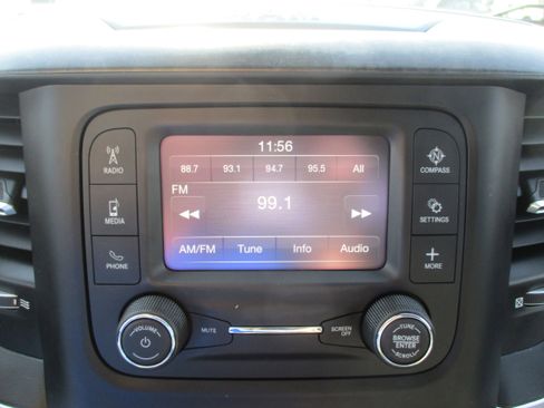 Used 2022 RAM 1500 Big Horn image 24